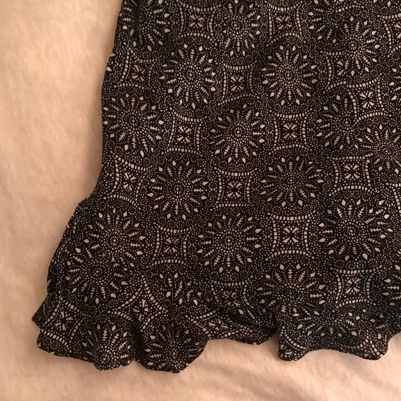 Cotton Candy LA Cutout Tie Romper *In black* - Picture 7 of 8